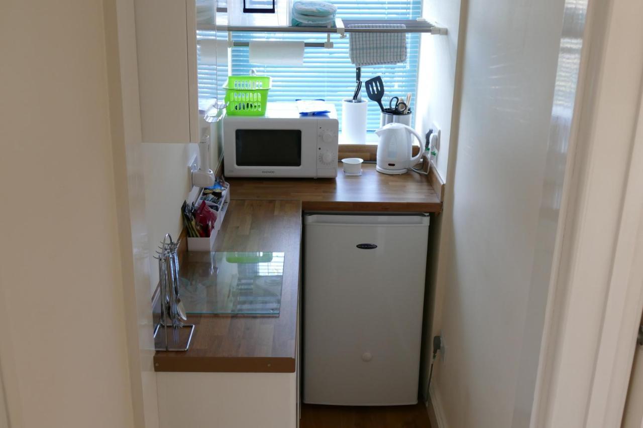 Magnolia Self Contained Suites Coalpit Heath Exterior foto